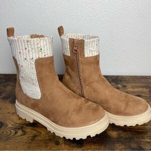 artclass girls Chelsea boots 3Y EUC